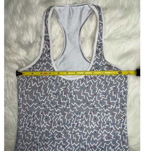 Lululemon (RARE) seawheeze tank - Picture 6 of 7